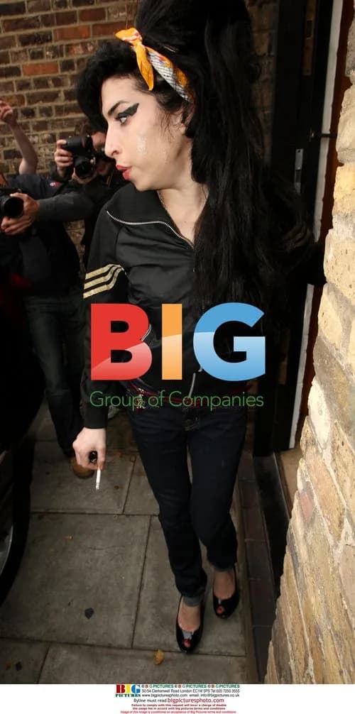 Amy Winehouse Leaving London Home