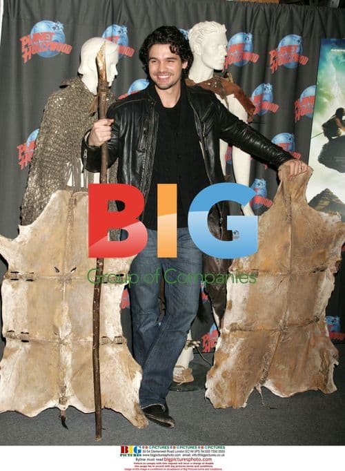 Steven Strait Promotes '10,000 BC' in NYC
