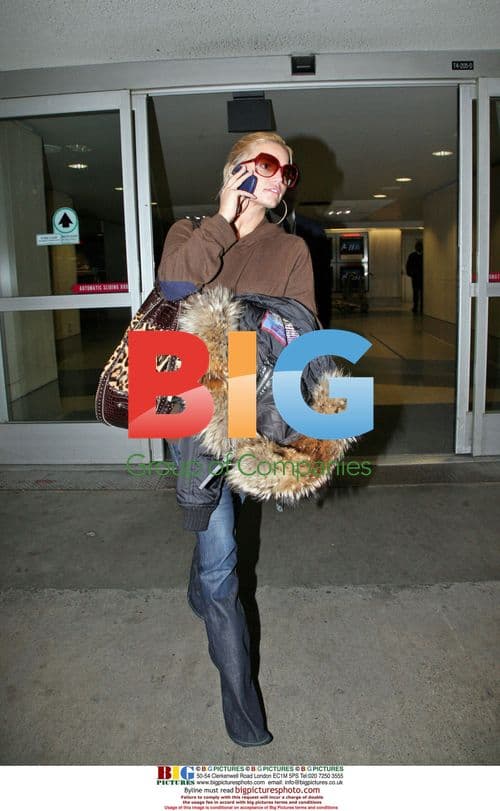 Jessica Simpson Arrives at LAX