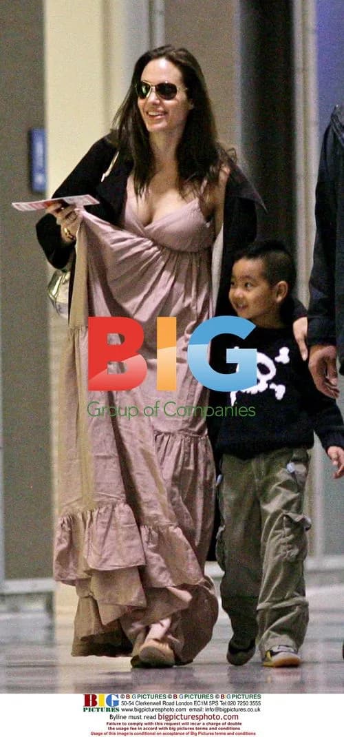 Pregnant Angelina Jolie Departs Austin, Texas