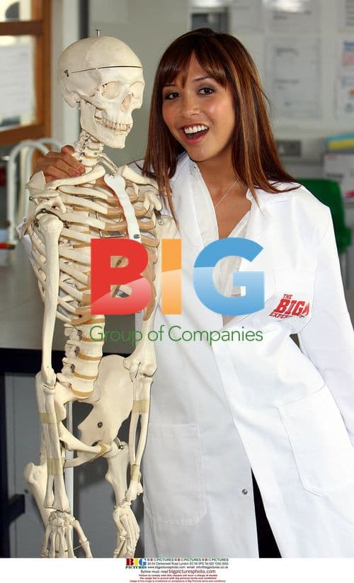 Myleene Klass teaching science to kids