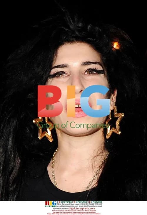 Amy Winehouse stops for snacks at 4am