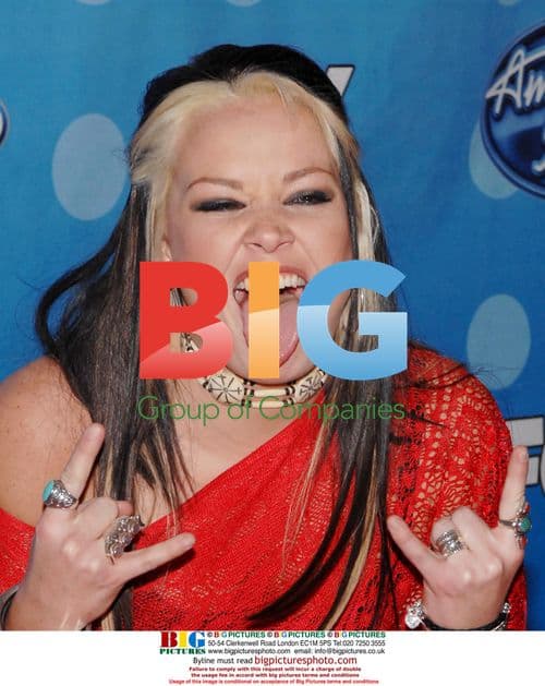 Amanda Overmyer at American Idol Top 12 Party