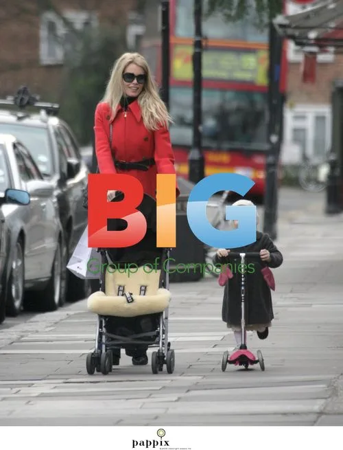Claudia Schiffer and daughter Clementine in London