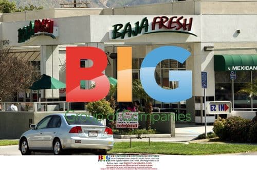 Joel Madden buys Nicole Richie lunch