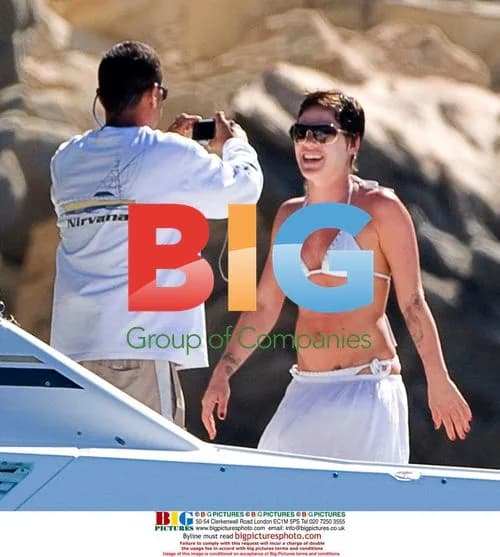 Pink Vacations on Yacht After Split