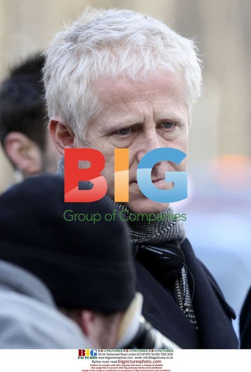 Richard Curtis directs "The Boat That Rocked"