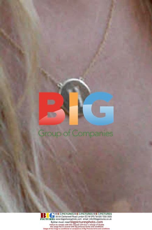 Nicole Richie goes shopping in West Hollywood