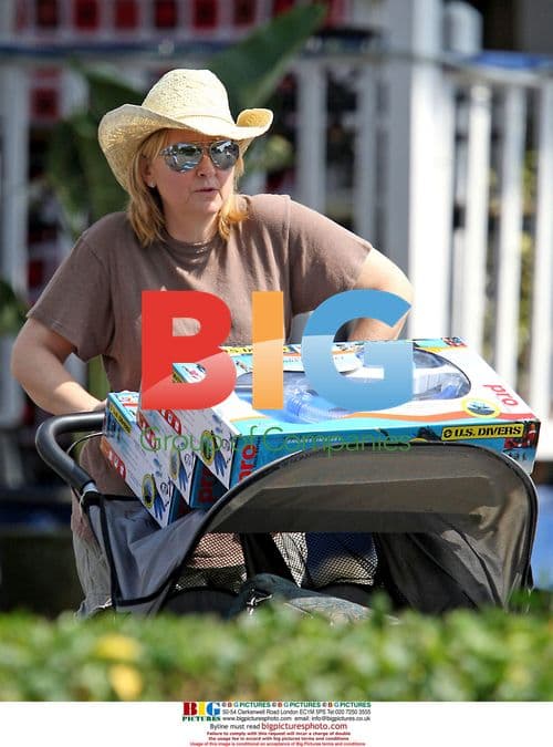 Melissa Etheridge and Family Vacation in Hawaii