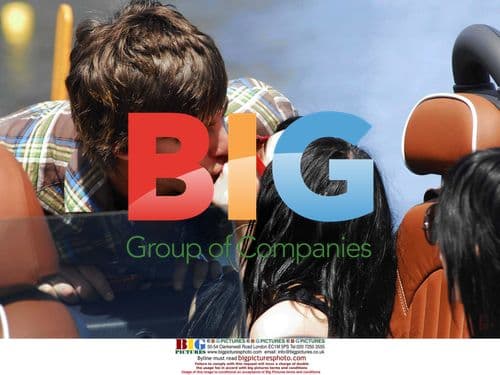 The Veronicas at 2008 Melbourne Fashion Festival