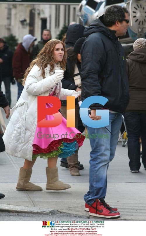 Isla Fisher and Hugh Dancy Filming 'Confessions of a Shopaholic'