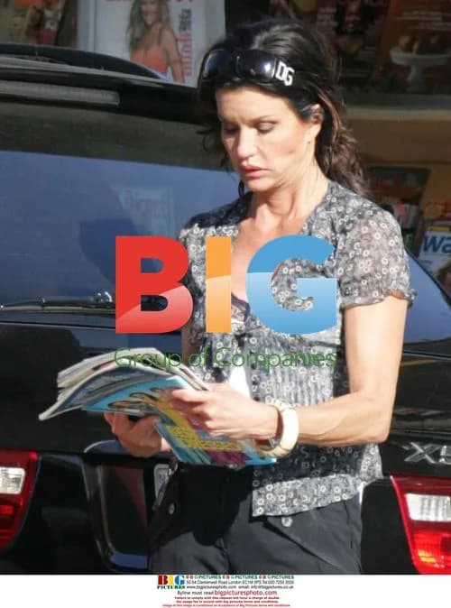 Janice Dickinson Checks Out Magazines