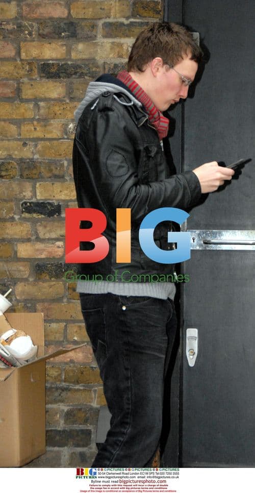 Amy Winehouse's Assistant Locked Out