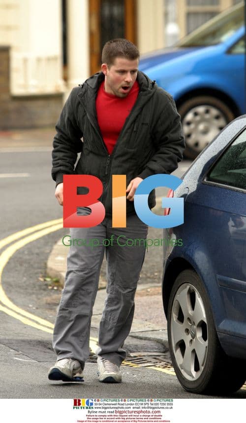 Heather Mills exits sister's flat before divorce settlement