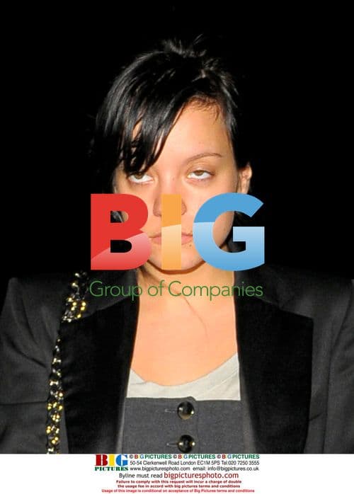 Lily Allen Leaves Nobu in London