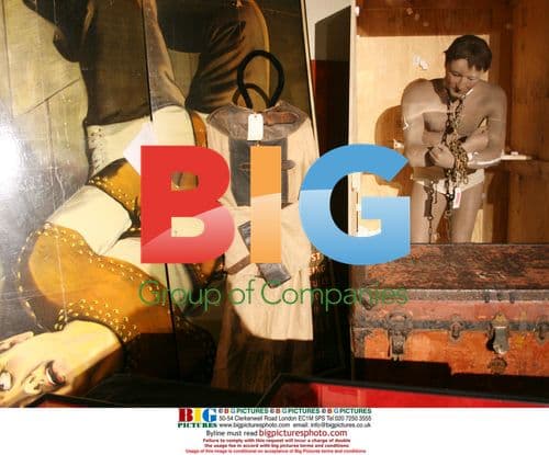 Pugliese Pop Culture Auction featuring Houdini collection