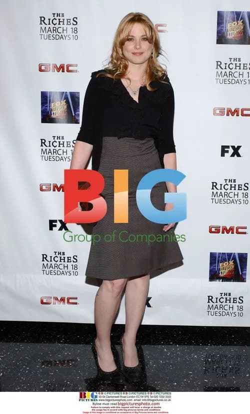 Alexandra Breckenridge at "The Riches" Premiere