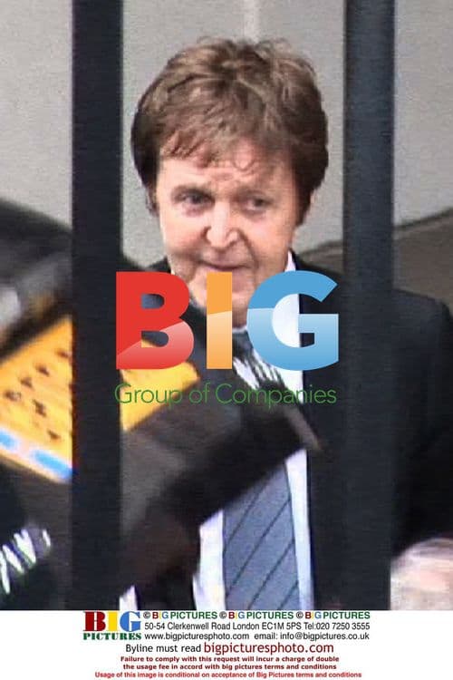 Sir Paul McCartney leaves court after divorce hearing