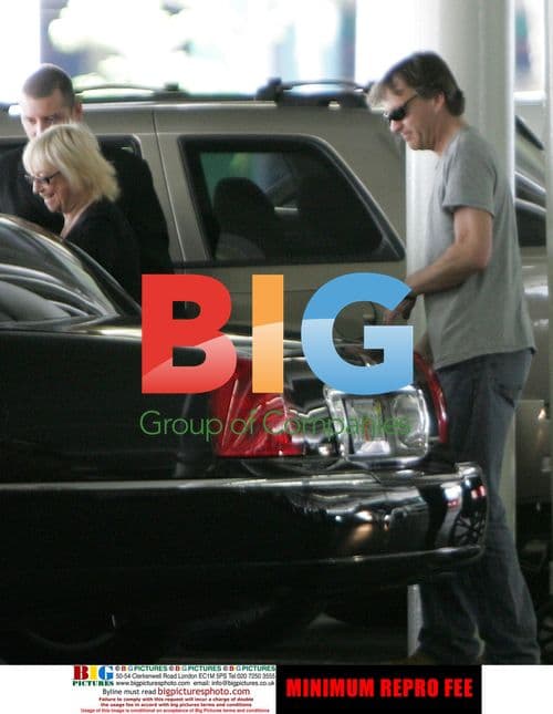 Richard Madeley and Judith Finnigan arrive for Easter holiday