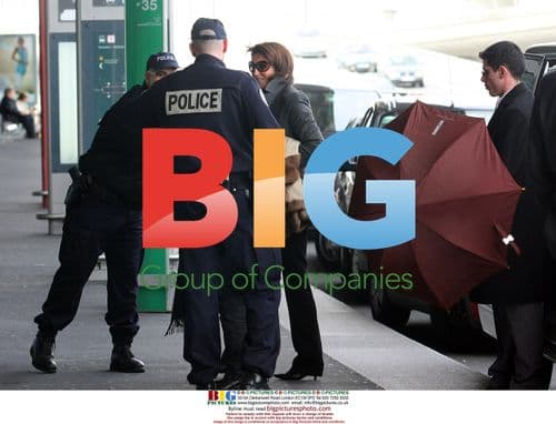 Cecilia Sarkozy leaves with lover to marry in NYC