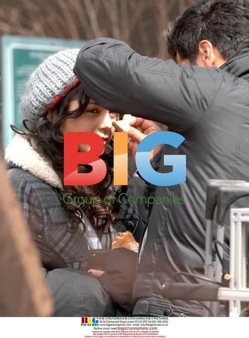 Vanessa Hudgens filming 'Will' scene