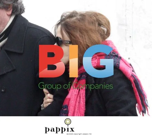 Tim Burton and Helena Bonham Carter strolling in London