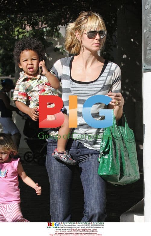 Heidi Klum spends day at park with kids