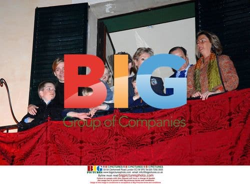 Cristina of Borbon and Urdangarin on Mallorca Vacation