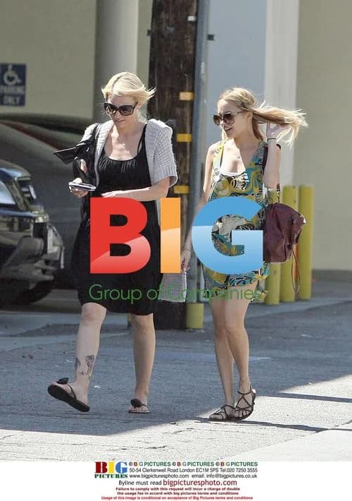 Nicole Richie out with friend