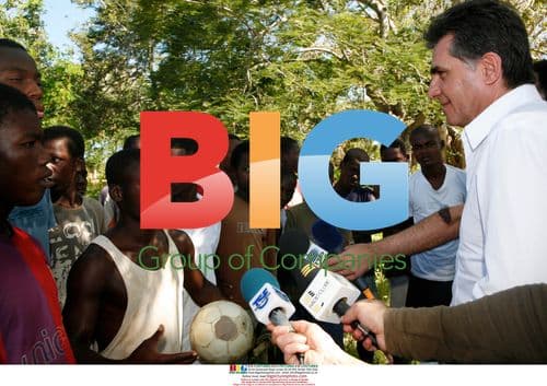 Carlos Queiroz visits Mozambique