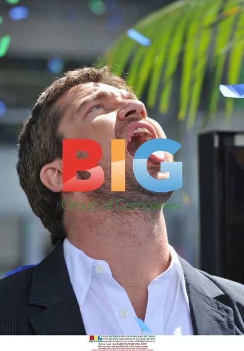 Gerard Butler at "Nim's Island" premiere