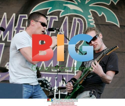 3 Doors Down Perform at IRL Gainsco Indy 300