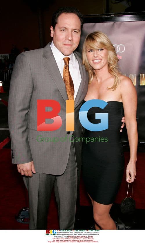 Jon Favreau & Joya Tillem at 'Iron Man' Premiere