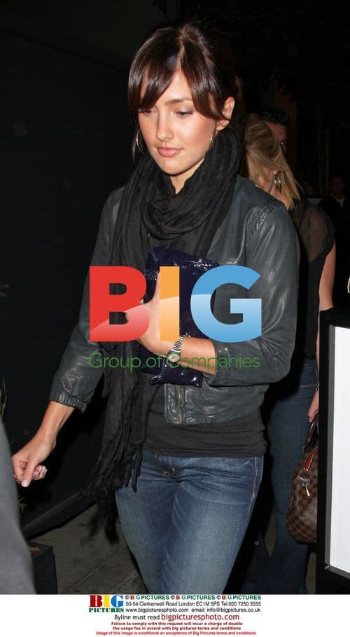 Minka Kelly Hits LA Hot Spot with Friends