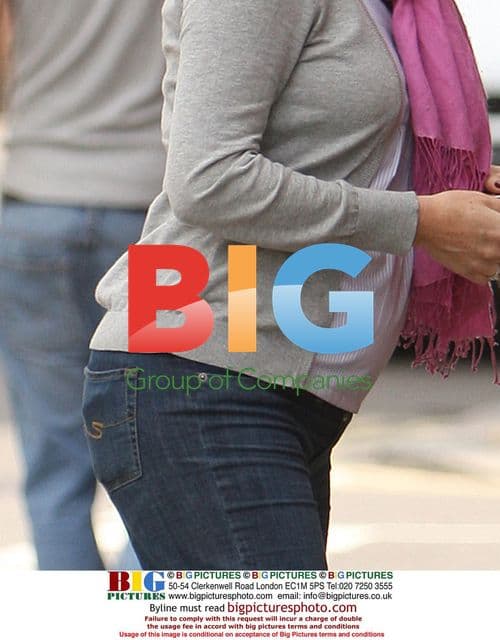 Natasha Kaplinsky Runs Errands Near Home