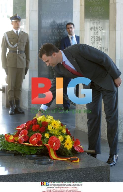 Spanish Royals Visit Tomb of the Unknown Soldier