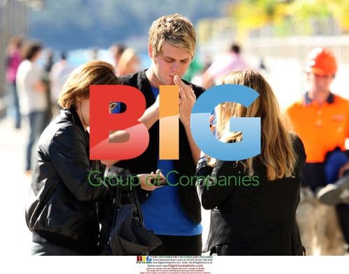 Brian McFadden on Woolloomooloo Wharf