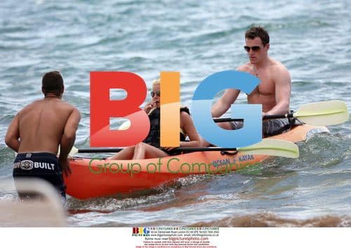 Elisha Cuthbert and Dion Phaneuf Vacation in Maui