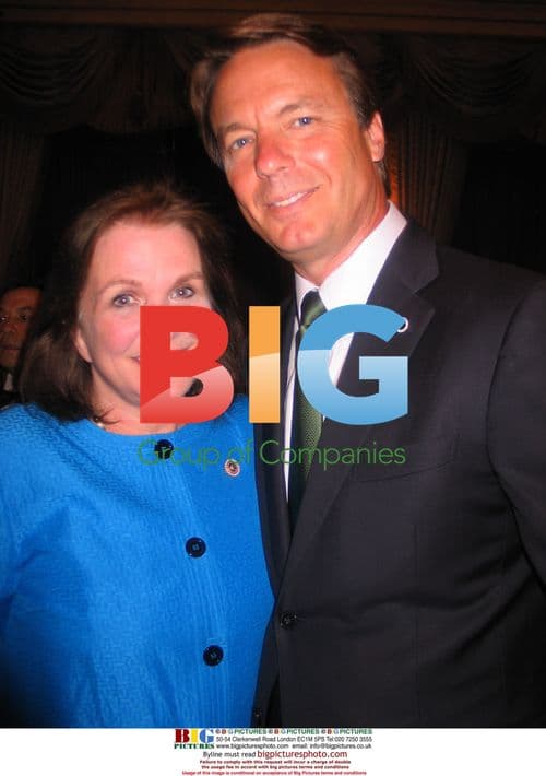 Mrs. & Mr. John Edwards Receive Award