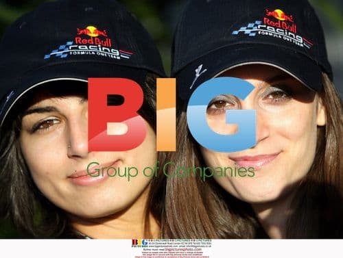 F1 Pitgirls at Turkish Grand Prix Practice