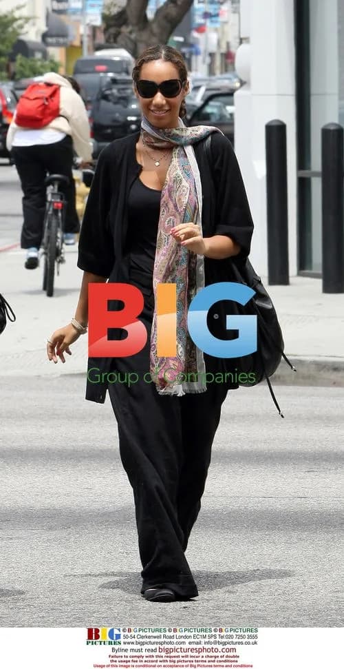 Leona Lewis Shopping in LA