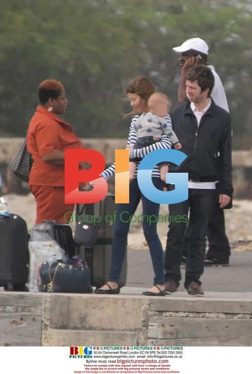 Oasis' Noel Gallagher with family in Caribbean