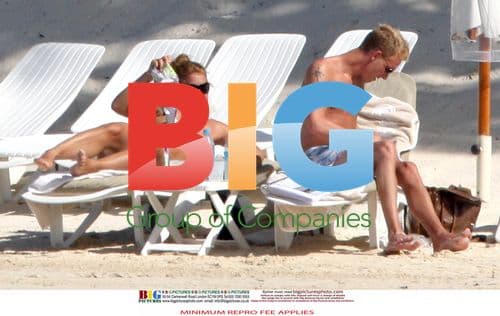 Billie Piper and Laurence Fox on Holiday