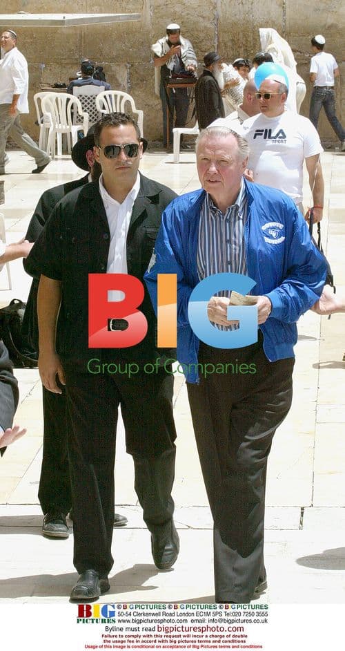 John Voight Visits Wailing Wall in Jerusalem