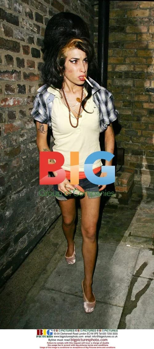 Amy Winehouse Leaving Home