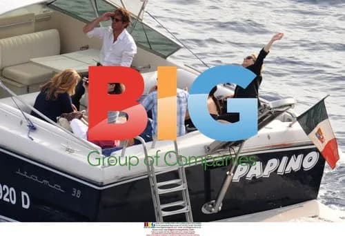 Gwyneth Paltrow on yacht for Tod's and Hogan