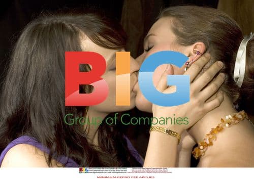 Joss Stone Filming 'Snappers'