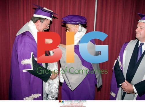 Dalai Lama awarded honorary doctorate in London