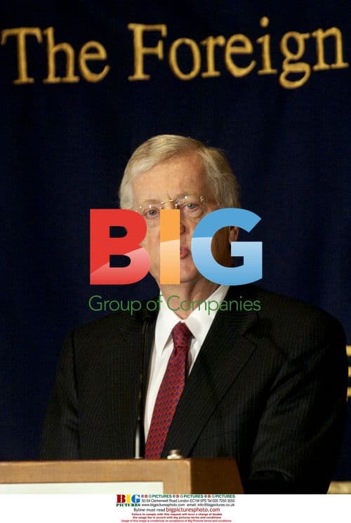 U.S. Ambassador Schieffer speaks at press conference