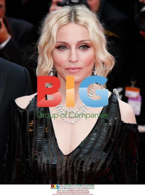 Madonna arrives on red carpet at Cannes